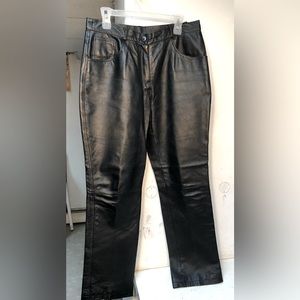 Woman leather pants